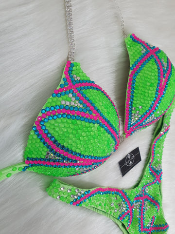 Figure Green Neon Figure Green Neon