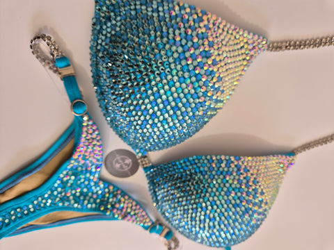 Bikini Luar Bikini Luar