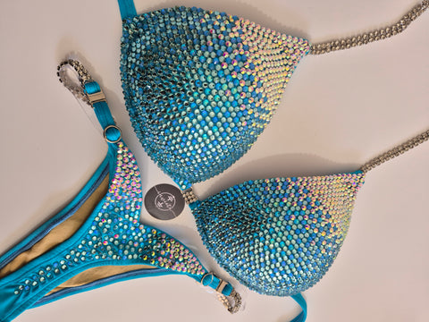 Bikini Luar Bikini Luar