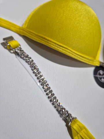 Bikini Poses Amarelo Bikini Poses Amarelo