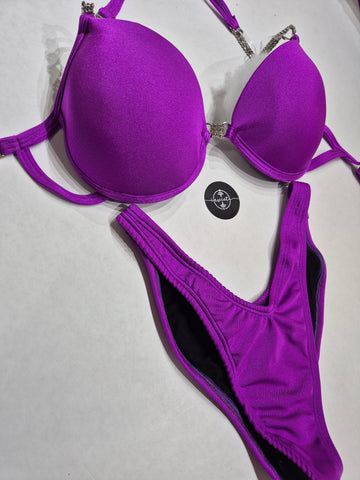 Bikini Poses Lou Bikini Poses Lou