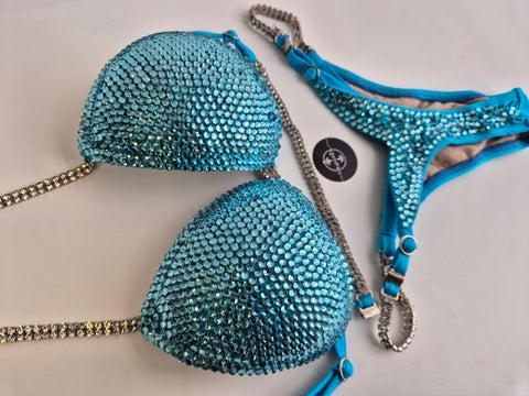 Bikini Live