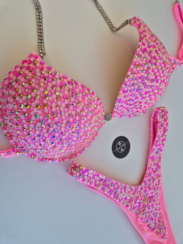 Bikini Rose Regis