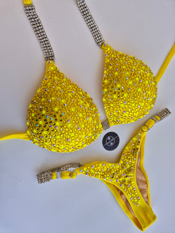 Bikini Areia