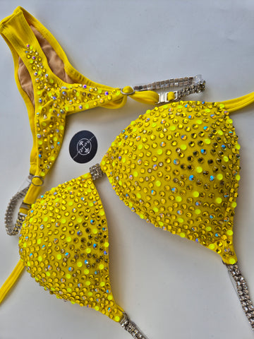 Bikini Areia