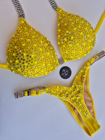 Bikini Areia