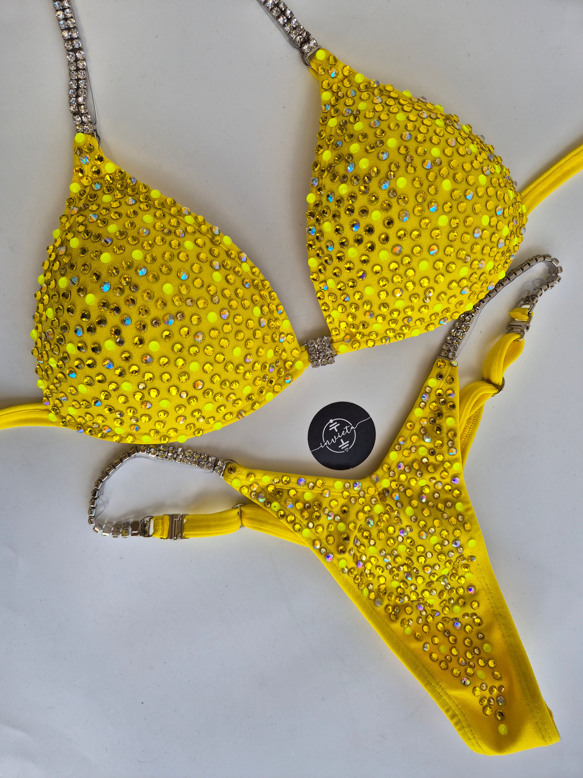 Bikini Areia