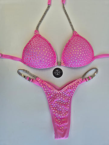 Bikini Nasha