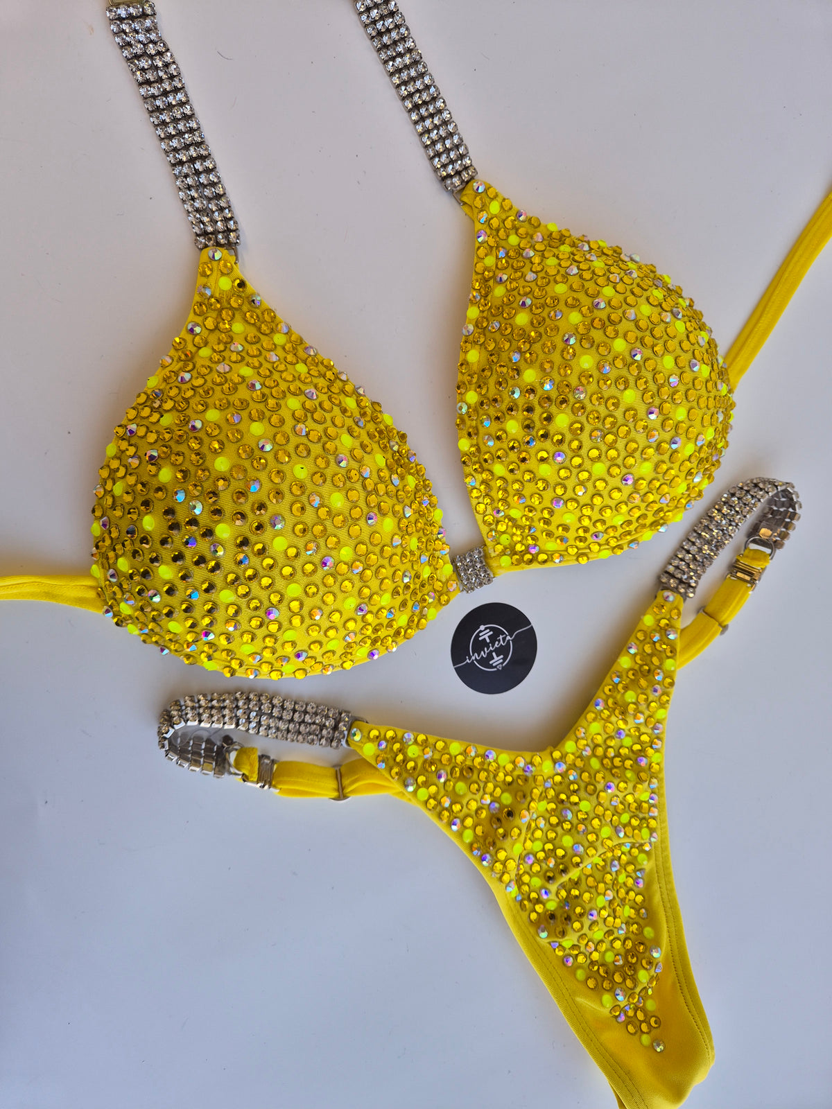 Bikini Areia